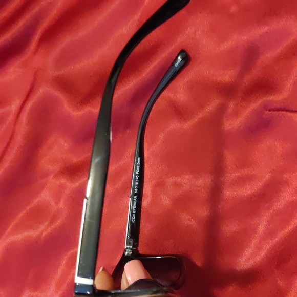 ICON - Picture 2 of 5